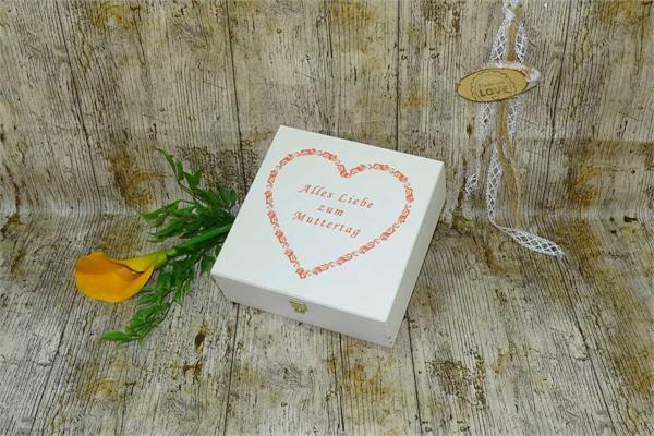 Genussbox | Alles Liebe zum Muttertag | mit rotem Herz