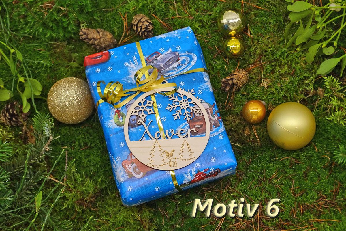 Personalisierter Geschenksanhänger | - Motiv 6 - | 2 Bäume + 1 Rentier