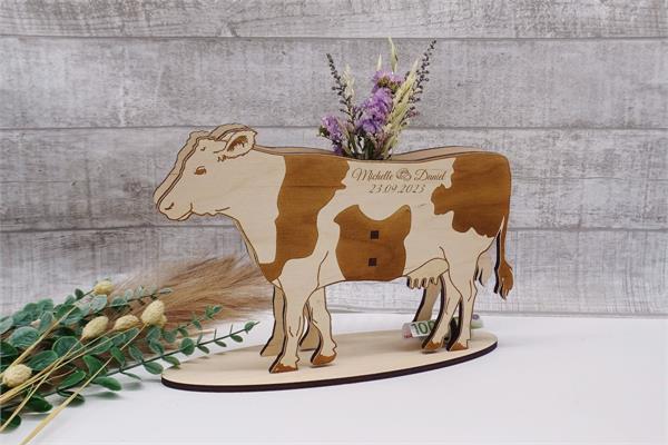 Personalisierter | Holz-Aufsteller | in Form von einer Kuh