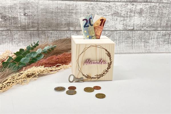 Spardose aus Holz | personalisiert | mit Blumenkranz