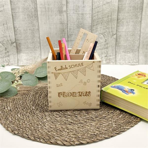 Personalisierte Stiftebox – Endlich Schule! – mit Wunschname